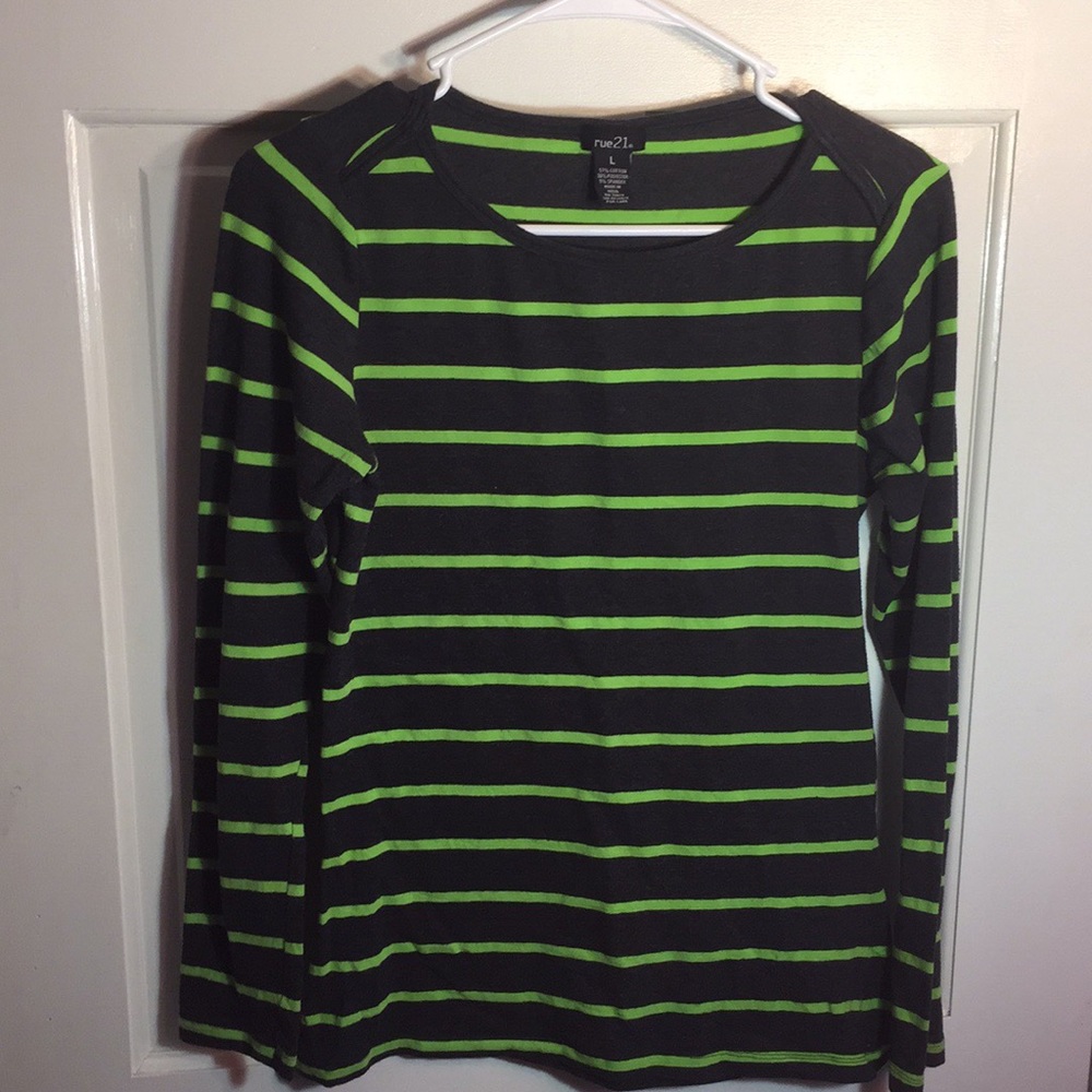 Gray and green long sleeve shirt.